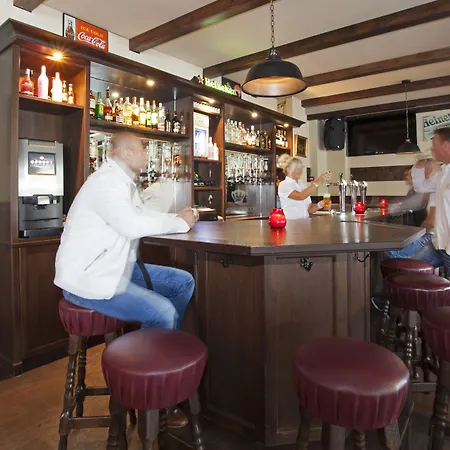 De Keizerskroon Amsterdam-schiphol-halfweg