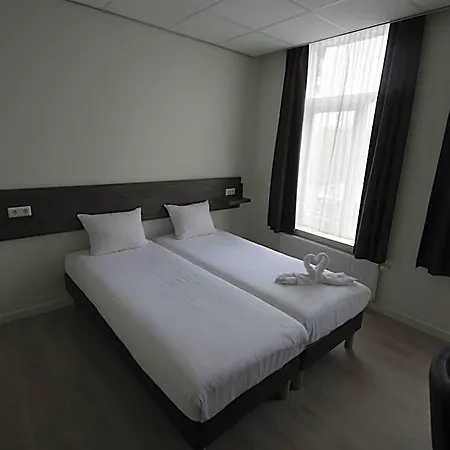 Hotel De Keizerskroon Amsterdam-schiphol-halfweg 3*