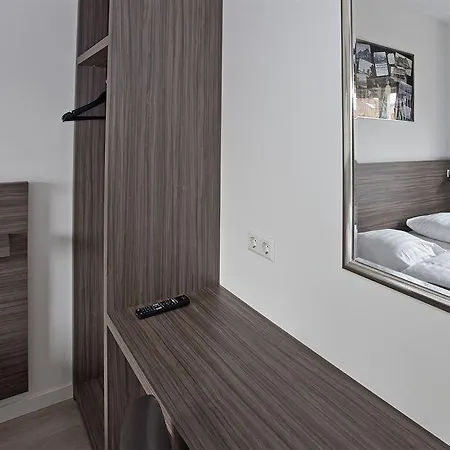 Hotel De Keizerskroon Amsterdam-schiphol-halfweg 3*