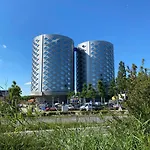 De Keizerskroon Amsterdam-schiphol-halfweg فندق