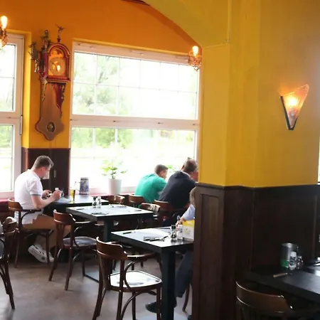 阿姆斯特丹-史基浦-哈伏威格凯泽斯库瑞姆酒店 酒店 3*